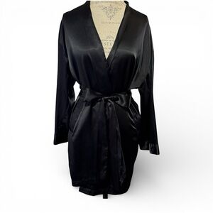Vintage 99 Y2K Victoria's Secret Short Black Satin Robe One Size
